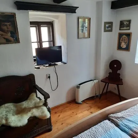 útulná V Blízkosti Znojma, Velmi Klidné Prostředí *