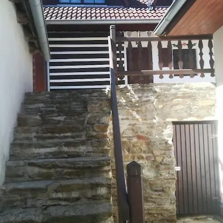 útulná V Blízkosti Znojma, Velmi Klidné Prostředí Casa de Férias *